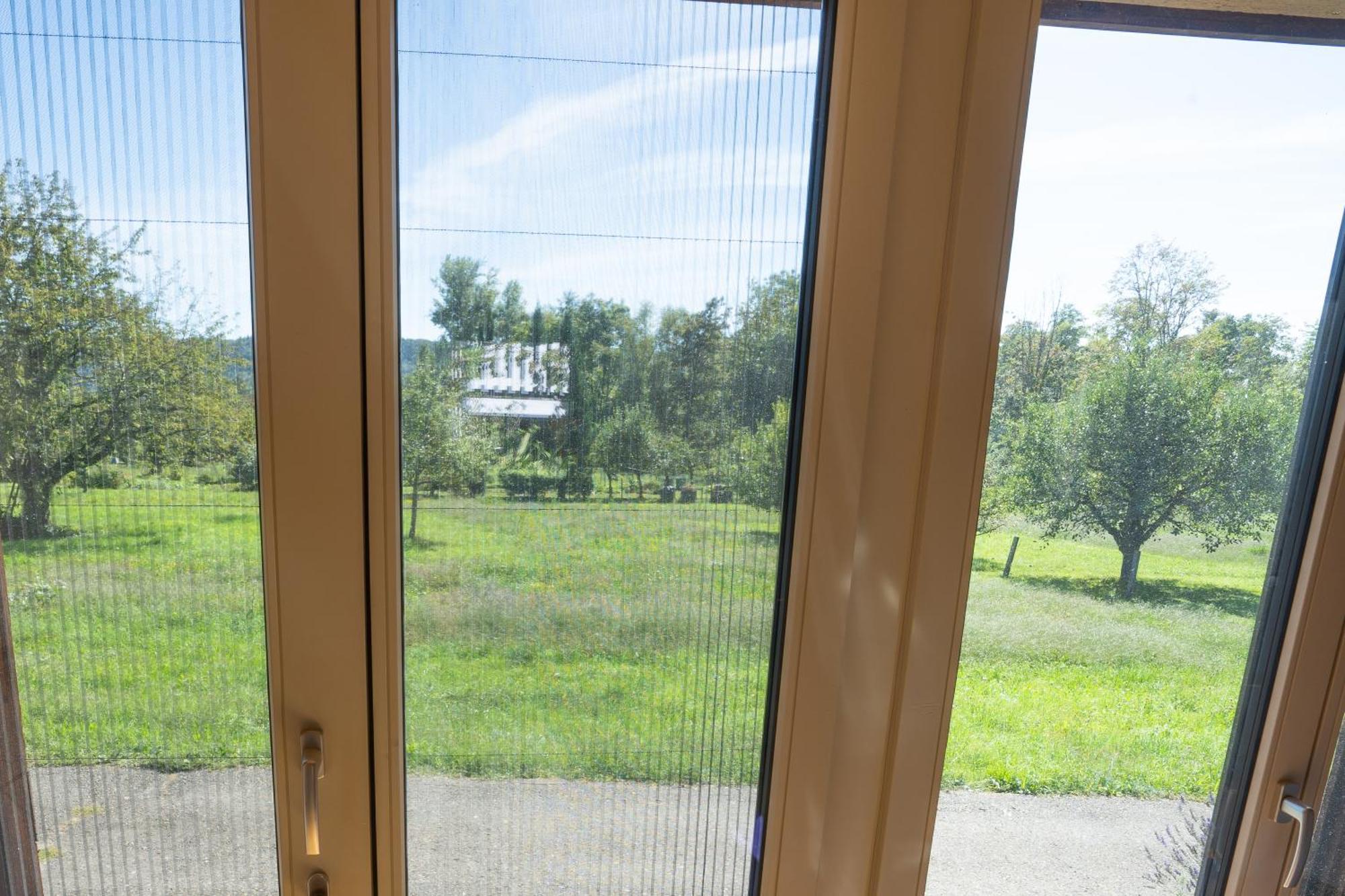 Tiny House Chez Claudine - Relaxen, Workspace, Naehe Thermen, Netflix, Free Parking & Wifi Brugg  Dış mekan fotoğraf